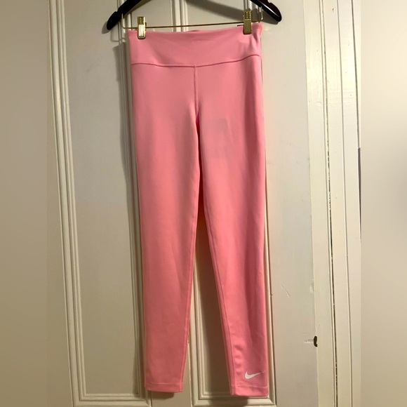 Pink Nike One leggings - Picture 4 of 8